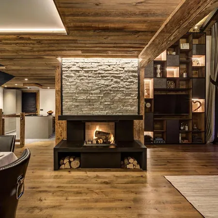 Шале Summit Refuge Chalet Luxury Retreat